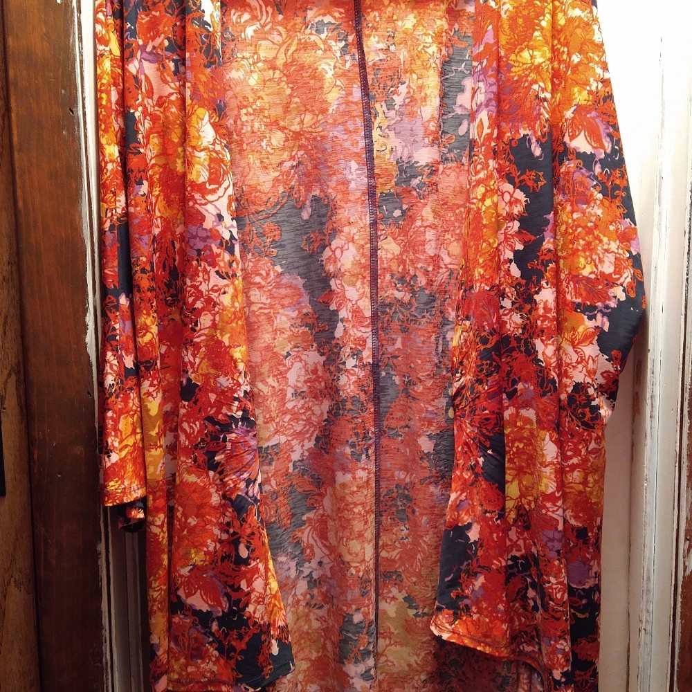 LuLaRoe kimono